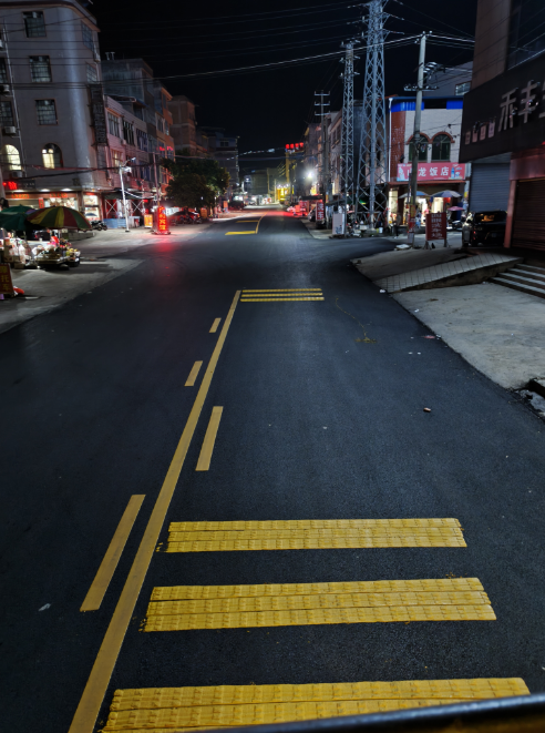 广西玉林兴业公路路段安全隐患标线整改工程完美交付